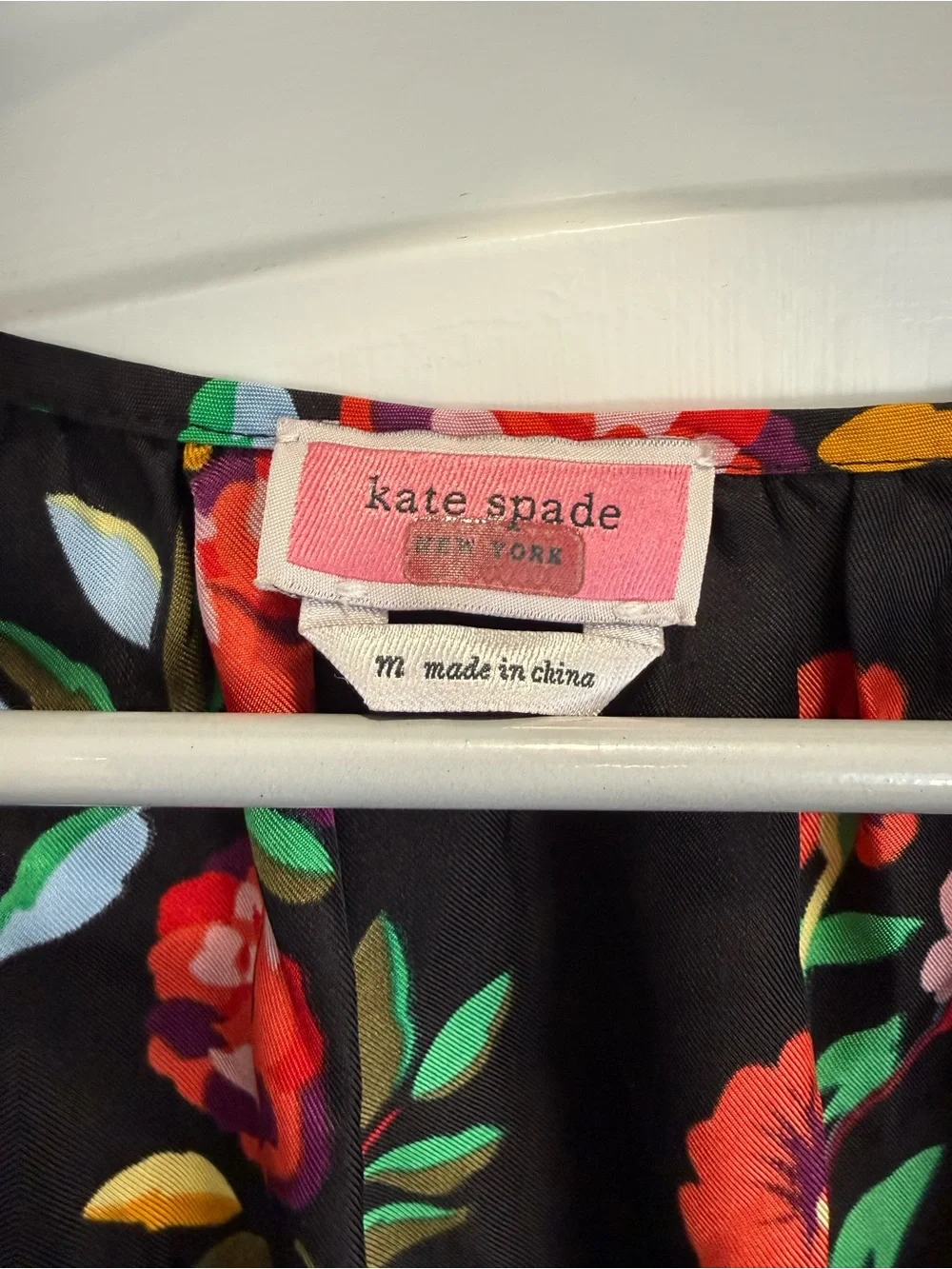 Kate Spade New York Riviera Floral Silk Top – Size Medium – New Without Tags